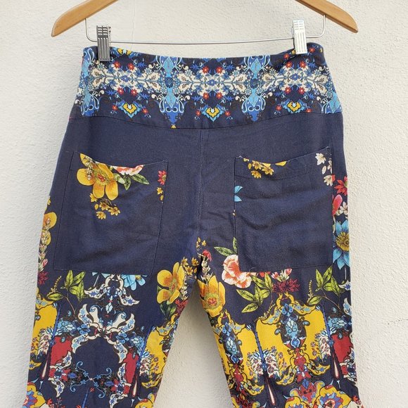 FARM Rio Floral Flare Pants - Picture 2 of 8